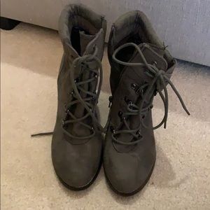 Green combat booties